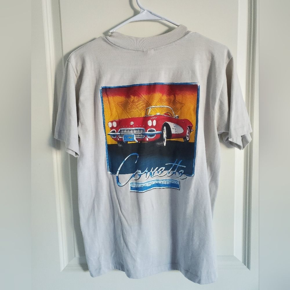 Vintage T-Plus White T-Shirt with Corvette on the Back Size Medium